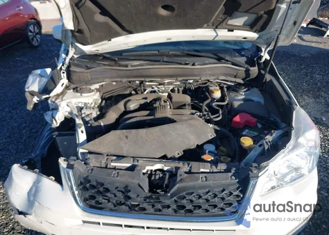 2015 Subaru Forester 2.5I Premium из США, поврежденный, VIN JF2SJADC0FH535356